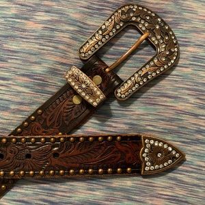 Leather belt